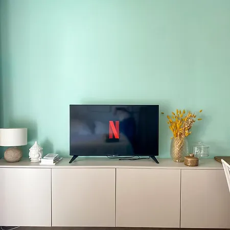 Les Beaux Jours - Calm & Sunny Balcony